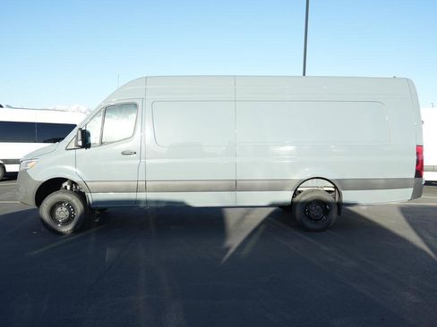 New 2026 Mercedes-Benz Sprinter 2500 image 4