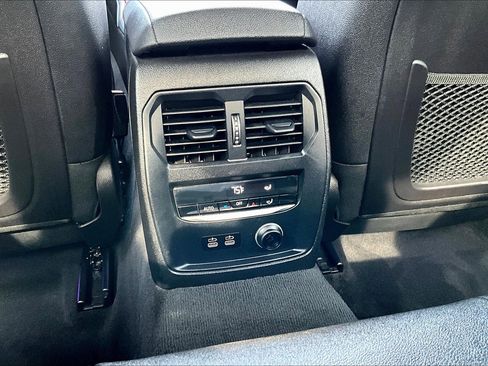 Used 2019 BMW 330i Sedan w/ Premium Package image 24