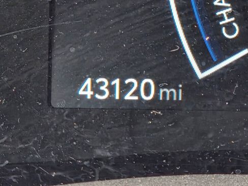 Used 2025 Toyota Camry SE image 24