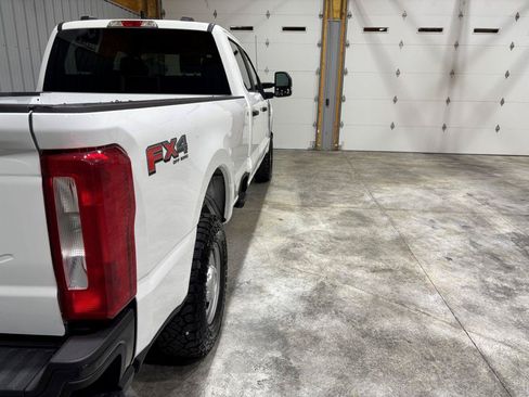 Used 2023 Ford F250 XL w/ FX4 Off-Road Package AWD/4WD image 10