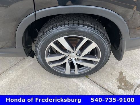 Used 2016 Honda Pilot Touring image 10