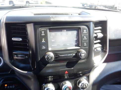 Used 2022 RAM 2500 Tradesman w/ Chrome Appearance Group image 18