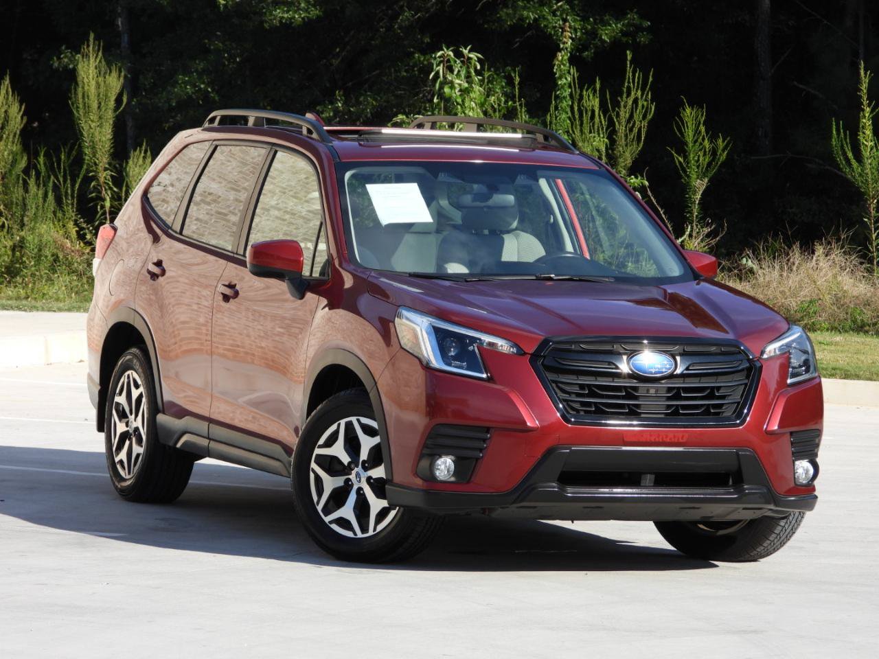 Used 2023 Subaru Forester Premium AWD/4WD image 17