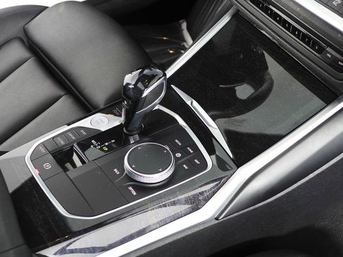 Used 2020 BMW 330i Sedan w/ Driving Assistance Package image 15