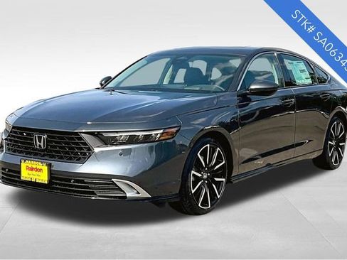 New 2025 Honda Accord Touring image 2