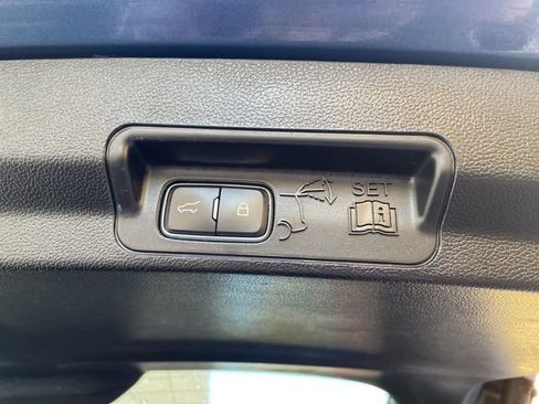 Certified 2020 Ford Explorer XLT w/ Equipment Group 202A image 10