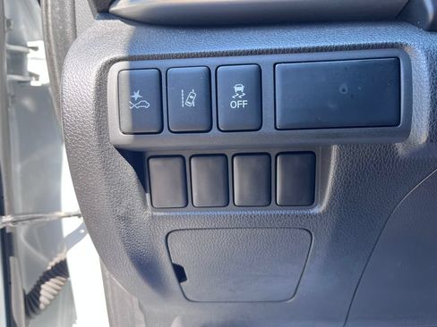 Used 2023 Mitsubishi Eclipse Cross LE AWD/4WD image 12
