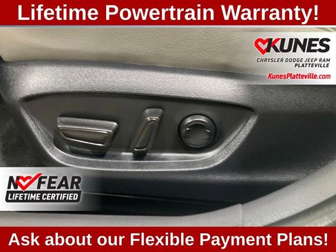 Used 2024 Toyota Camry SE image 13