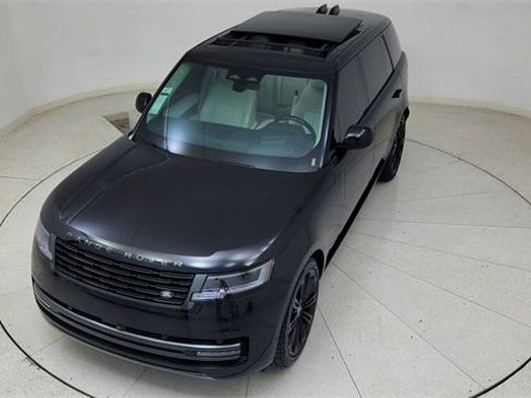 Used 2024 Land Rover Range Rover Long Wheelbase SE image 83