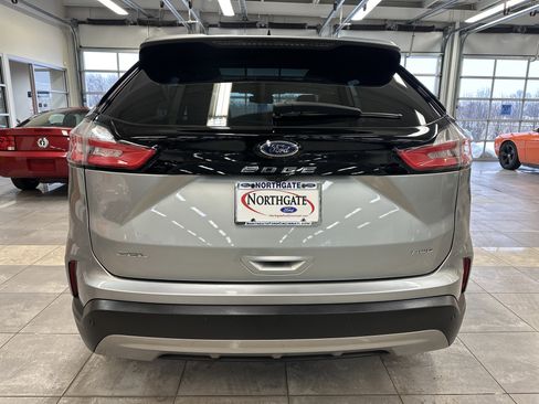 Used 2022 Ford Edge SEL w/ Convenience Package image 14