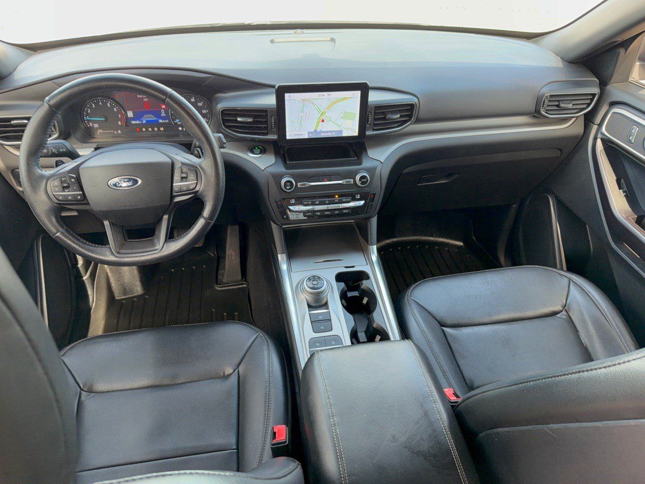 Used 2020 Ford Explorer XLT w/ Equipment Group 202A RWD image 16