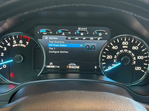Used 2018 Ford F150 Platinum w/ Technology Package AWD/4WD image 25