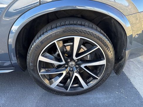 Used 2019 Volvo XC90 T6 Momentum w/ Advanced Package image 18