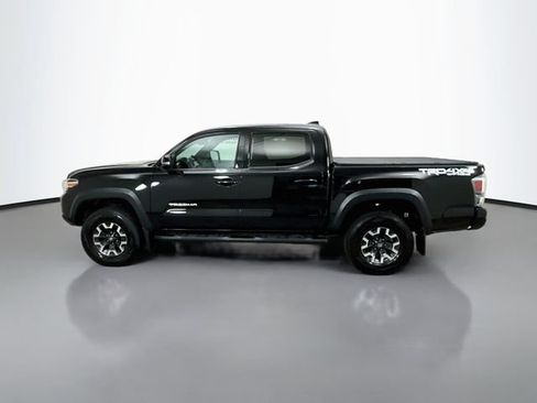 Used 2023 Toyota Tacoma TRD Off-Road w/ Advanced Technology Package AWD/4WD image 4