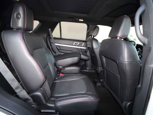 Used 2019 Ford Explorer Sport w/ Equipment Group 401A image 31