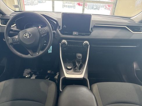 Used 2023 Toyota RAV4 LE image 11