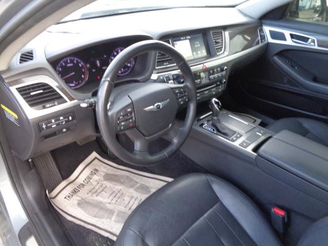 Used 2017 Genesis G80 3.8 RWD image 30
