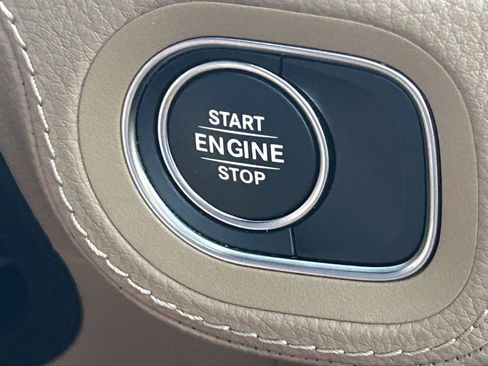 Certified 2025 Mercedes-Benz GLE 450e 4MATIC image 30
