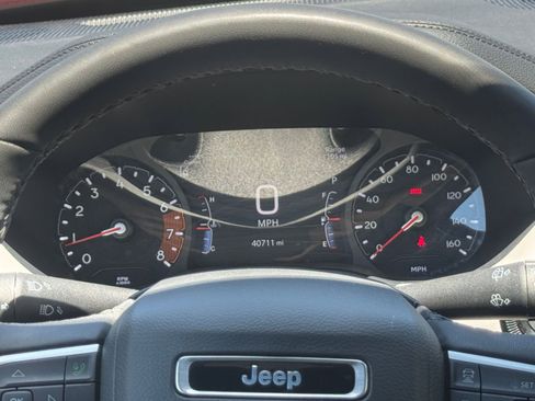 Used 2025 Jeep Compass Limited AWD/4WD image 41