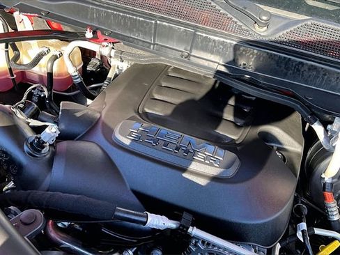 Used 2024 RAM 2500 Big Horn w/ Bed Utility Group image 27