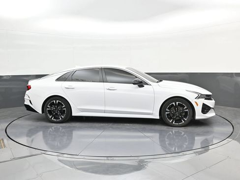 Used 2022 Kia K5 GT-Line AWD/4WD image 9
