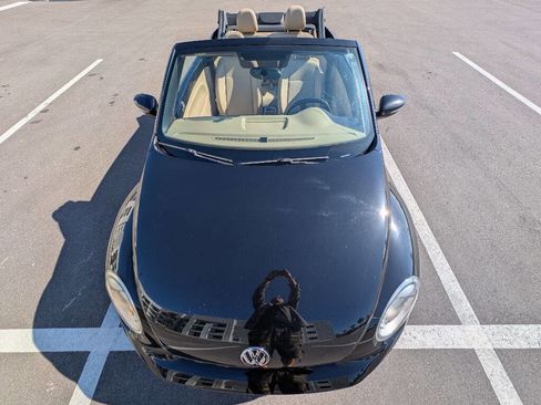 Used 2013 Volkswagen Beetle 2.5 image 5