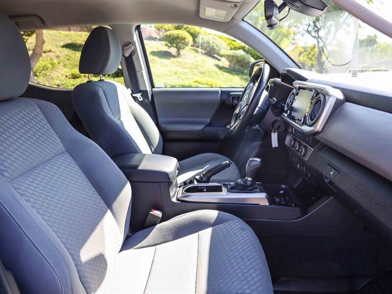 Used 2021 Toyota Tacoma SR5 RWD image 22