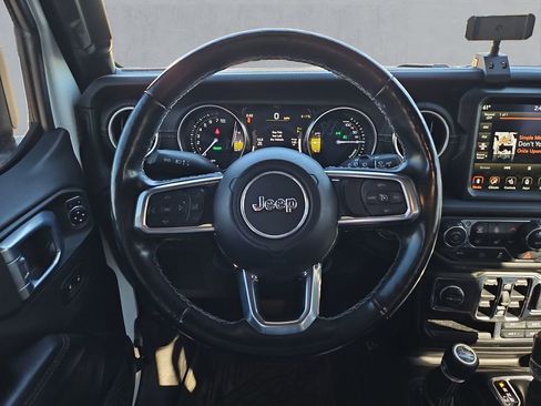 Used 2021 Jeep Wrangler Unlimited Sahara w/ Cold Weather Group image 12