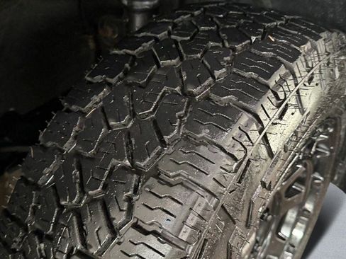 Used 2025 Subaru Forester Sport w/ Popular Package #2 image 18