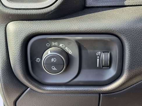 New 2026 RAM 3500 Tradesman AWD/4WD image 28