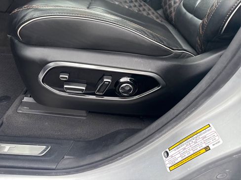 Used 2021 Jeep Grand Cherokee L Summit image 19