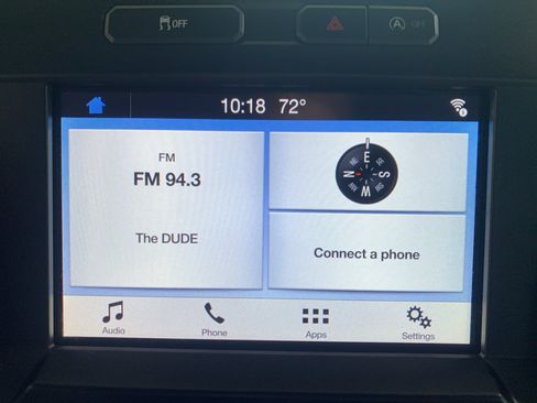 Used 2019 Ford F150 XLT w/ Equipment Group 302A Luxury AWD/4WD image 18