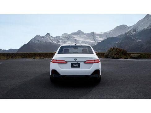 New 2026 BMW 530i image 5
