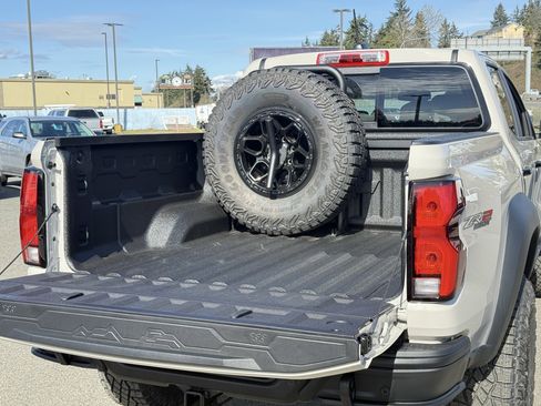 New 2026 Chevrolet Colorado ZR2 w/ ZR2 Bison Edition image 32