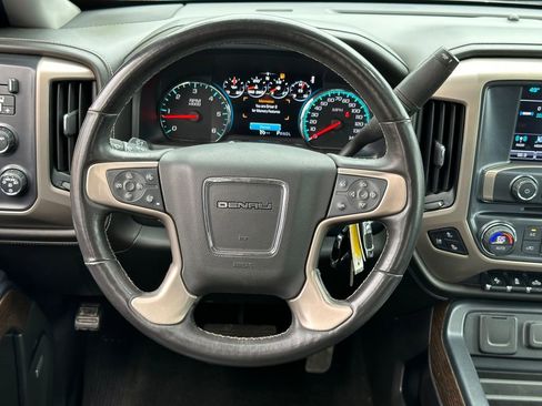 Used 2017 GMC Sierra 1500 Denali w/ Denali Ultimate Package AWD/4WD image 16