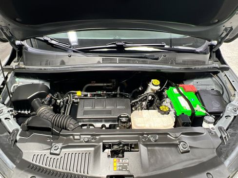 Used 2020 Buick Encore Preferred w/ Safety Package image 32