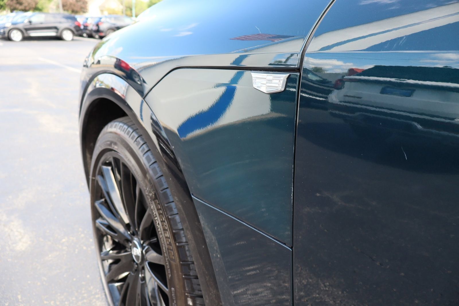 Used 2024 Cadillac Lyriq Luxury AWD/4WD image 13