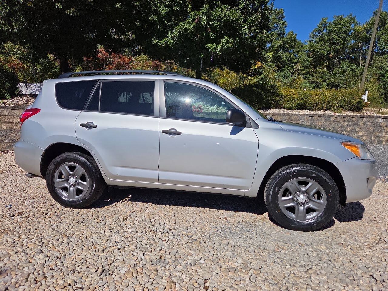 Used 2012 Toyota RAV4 4WD w/ Value Pkg image 8