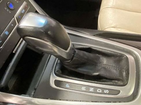 Used 2015 Ford Edge Titanium w/ Equipment Group 301A image 19