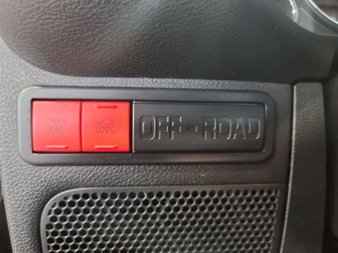 Used 2015 Jeep Wrangler Rubicon AWD/4WD image 15