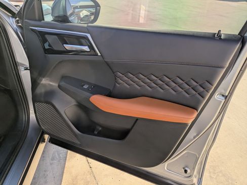 Used 2022 Mitsubishi Outlander SEL image 30