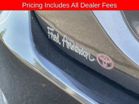 Used 2020 Toyota Camry LE FWD image 8