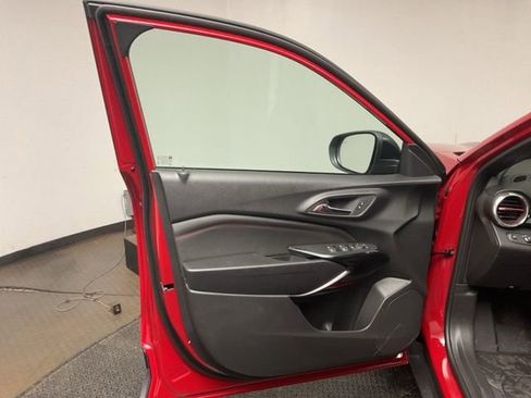 New 2026 Chevrolet Trax RS image 9