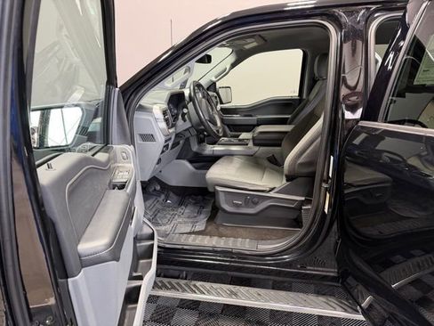 Used 2022 Ford F150 XLT w/ Equipment Group 302A High image 14