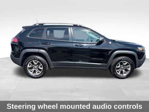 Used 2019 Jeep Cherokee Trailhawk w/ Cold Weather Group AWD/4WD image 7