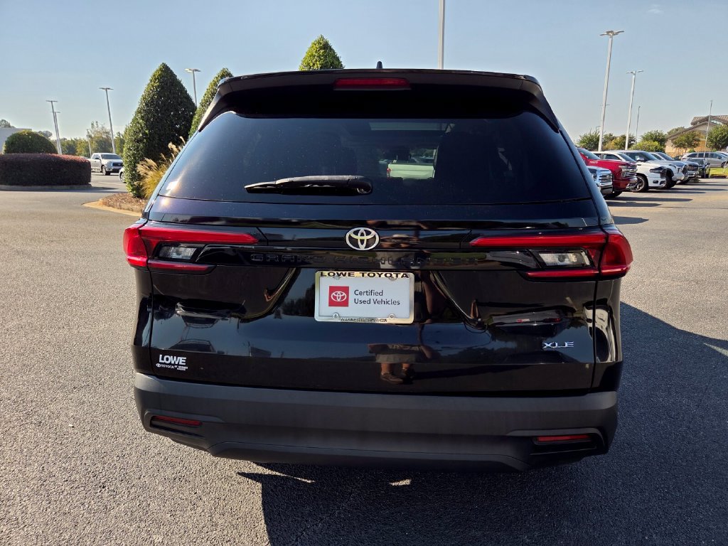 Certified 2024 Toyota Grand Highlander FWD image 10