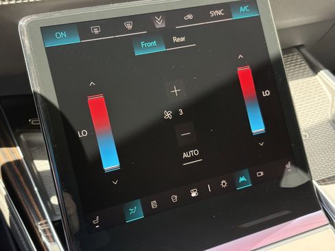 New 2026 Cadillac Escalade Luxury AWD/4WD image 23