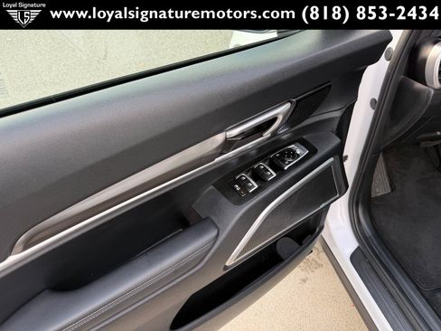 Used 2024 Kia Telluride S w/ S Sunroof Package FWD image 20