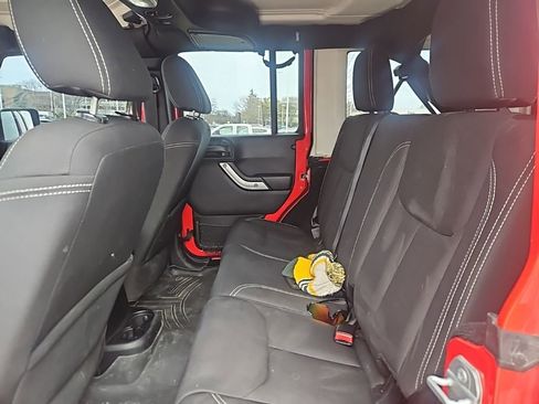 Used 2015 Jeep Wrangler Unlimited Sahara w/ Dual Top Group image 13