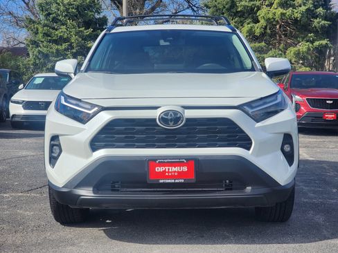 Used 2023 Toyota RAV4 XLE Premium FWD image 2